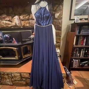 Faviana Navy gown Size 0